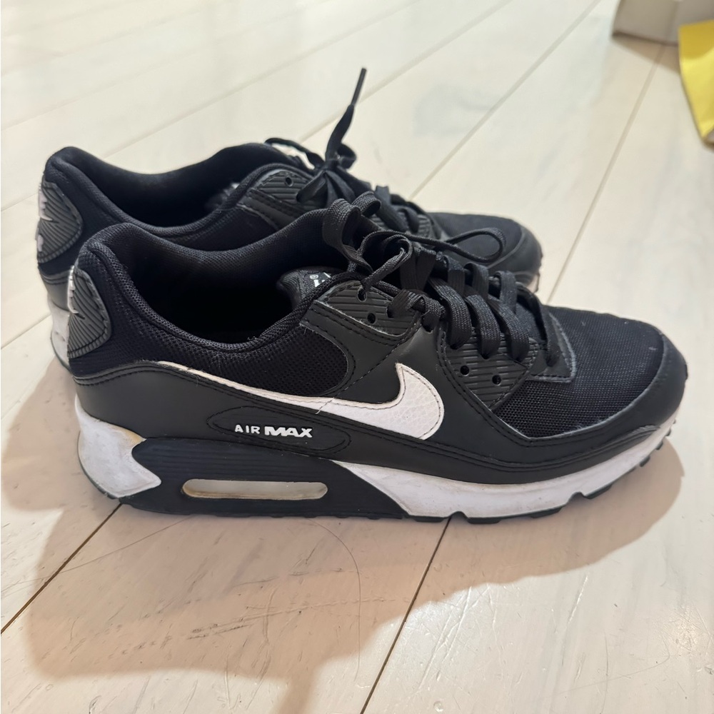 Nike Air Max Black and White Sneakers